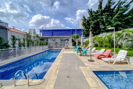 Apartamento para alugar com 38m², 1 quarto e sem vagaÁrea comum - Piscina