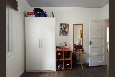 Casa à venda com 150m², 5 quartos e 3 vagas