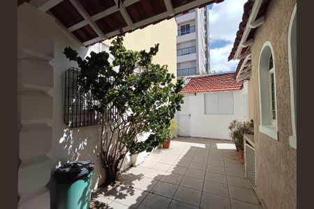 Casa à venda com 150m², 5 quartos e 3 vagas