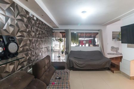 Casa para alugar com 182m², 1 quarto e 2 vagasSala