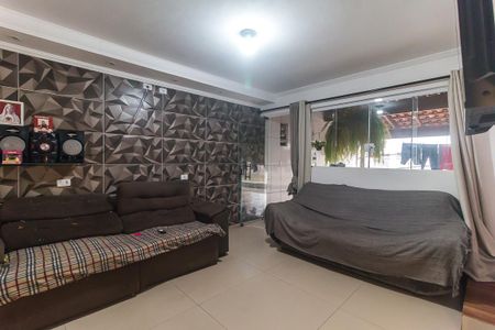 Casa para alugar com 182m², 1 quarto e 2 vagasSala