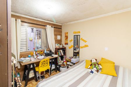 Casa à venda com 240m², 5 quartos e 4 vagasQuarto