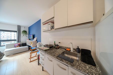Cozinha de kitnet/studio à venda com 1 quarto, 24m² em Consolação, São Paulo