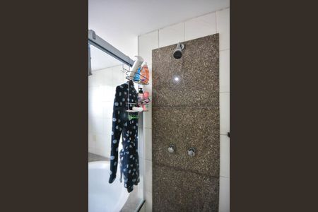 Apartamento à venda com 248m², 4 quartos e 4 vagasBanheiro da Suíte 2