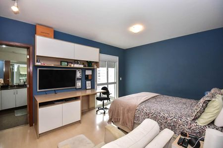 Apartamento à venda com 248m², 4 quartos e 4 vagasSuíte 2
