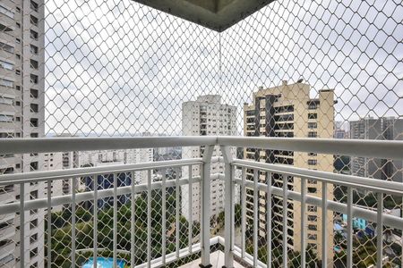 Apartamento à venda com 248m², 4 quartos e 4 vagasVaranda da Suíte 2