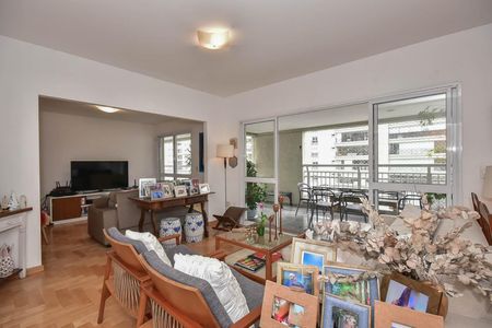 Apartamento à venda com 248m², 4 quartos e 4 vagasSala