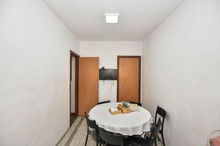Apartamento à venda com 248m², 4 quartos e 4 vagasCopa
