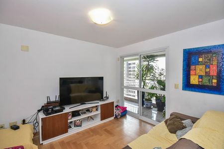 Apartamento à venda com 248m², 4 quartos e 4 vagasSala de TV
