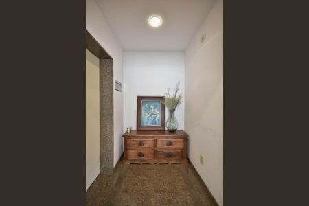 Apartamento à venda com 248m², 4 quartos e 4 vagasHall Privativo