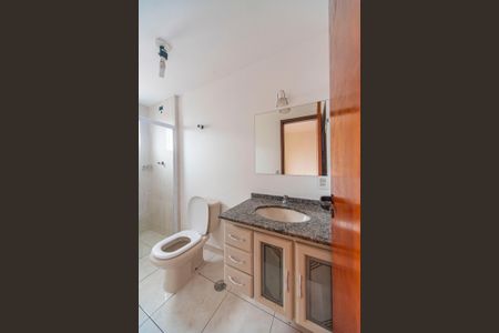 Apartamento à venda com 90m², 3 quartos e 2 vagas Apartamento à venda com 90m², 3 quartos e 2 vagasBanheiro da Suíte