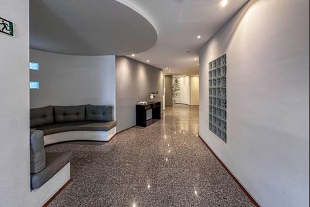 Apartamento à venda com 90m², 3 quartos e 2 vagas Apartamento à venda com 90m², 3 quartos e 2 vagasHall de Entrada