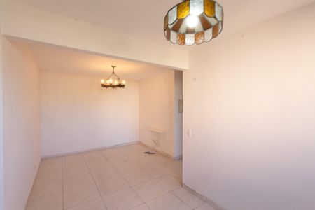 Apartamento à venda com 65m², 2 quartos e 1 vaga Apartamento à venda com 65m², 2 quartos e 1 vagaSala