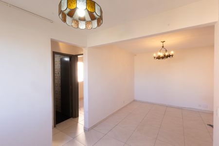 Apartamento à venda com 65m², 2 quartos e 1 vaga Apartamento à venda com 65m², 2 quartos e 1 vagaSala