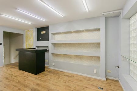 Sala de casa à venda com 3 quartos, 187m² em Paraíso, São Paulo