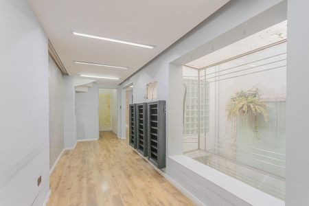 Sala de casa à venda com 3 quartos, 187m² em Paraíso, São Paulo