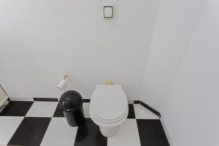 Casa à venda com 187m², 3 quartos e sem vaga Casa à venda com 187m², 3 quartos e sem vagaBanheiro