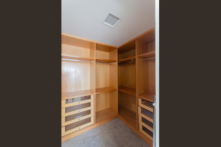 Apartamento à venda com 135m², 2 quartos e 2 vagasSuíte 2