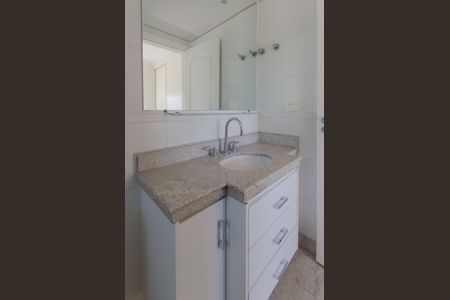 Apartamento à venda com 135m², 2 quartos e 2 vagasBanheiro da Suíte 1