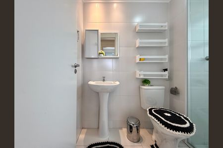 Apartamento para alugar com 46m², 2 quartos e sem vagaBanheiro