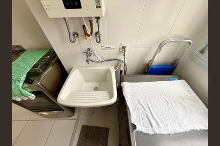 Apartamento para alugar com 46m², 2 quartos e sem vagaÁrea de Serviço