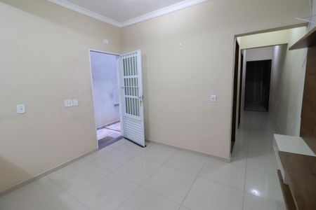 Sala de casa para alugar com 2 quartos, 50m² em Helena Maria, Osasco