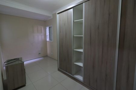Casa para alugar com 50m², 2 quartos e sem vagaQuarto 1