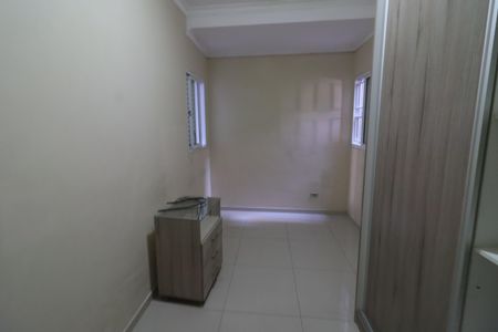 Quarto 1 de casa para alugar com 2 quartos, 50m² em Helena Maria, Osasco