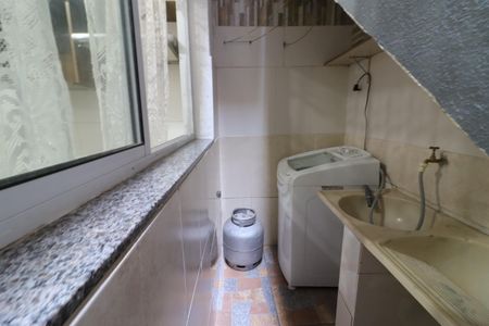 Casa para alugar com 50m², 2 quartos e sem vagaÁrea de Serviço