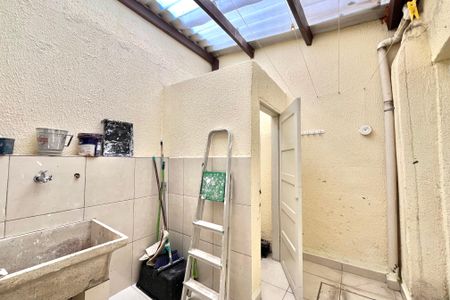 Casa à venda com 90m², 3 quartos e 1 vaga Casa à venda com 90m², 3 quartos e 1 vagaÁrea de Serviço