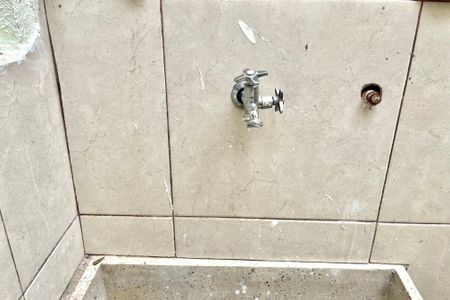 Casa à venda com 90m², 3 quartos e 1 vaga Casa à venda com 90m², 3 quartos e 1 vagaÁrea de Serviço