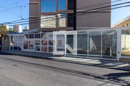 Apartamento à venda com 60m², 2 quartos e 1 vagaFachada