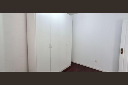 Casa para alugar com 240m², 5 quartos e 3 vagas Casa para alugar com 240m², 5 quartos e 3 vagasQuarto 2