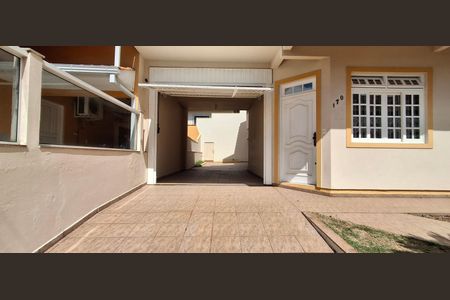 Casa para alugar com 240m², 5 quartos e 3 vagas Casa para alugar com 240m², 5 quartos e 3 vagasGaragem