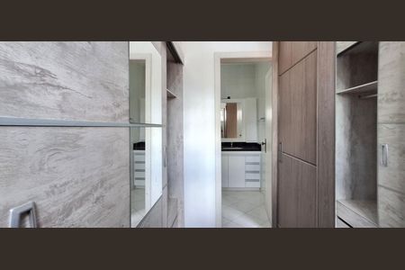 Casa para alugar com 240m², 5 quartos e 3 vagas Casa para alugar com 240m², 5 quartos e 3 vagasSuíte Closet