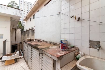 Casa à venda com 279m², 4 quartos e 2 vagasCasa 1 - Área de Serviço