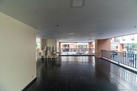 Apartamento à venda com 70m², 2 quartos e 1 vagaÁrea comum