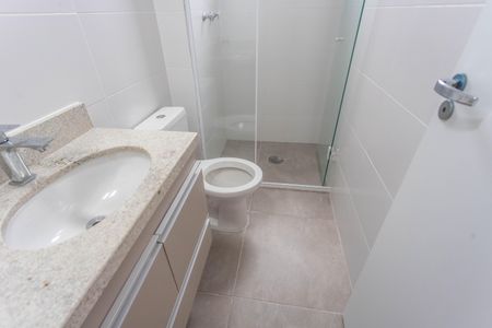 Apartamento à venda com 69m², 3 quartos e 2 vagas Apartamento à venda com 69m², 3 quartos e 2 vagasBanheiro da suíte