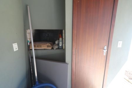 Casa à venda com 150m², 2 quartos e 2 vagasÁrea comum - Piscina