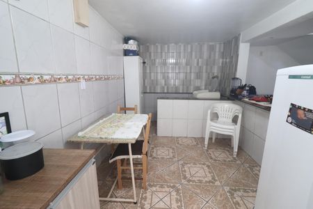 Casa à venda com 150m², 2 quartos e 2 vagasCozinha