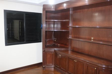 Apartamento à venda com 254m², 3 quartos e 3 vagasSala de TV