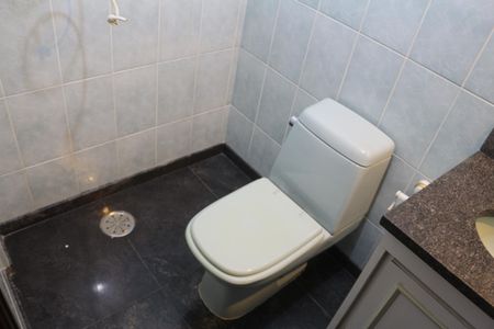 Apartamento à venda com 254m², 3 quartos e 3 vagasBanheiro Social