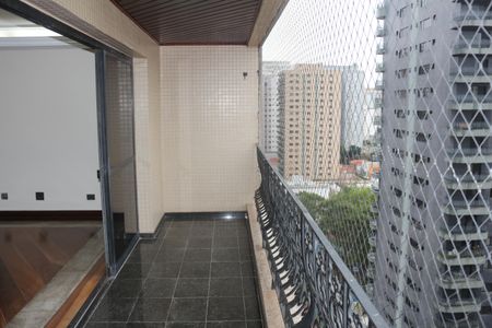 Apartamento à venda com 254m², 3 quartos e 3 vagasVaranda da Sala