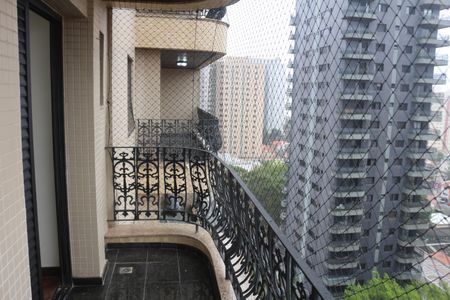 Apartamento à venda com 254m², 3 quartos e 3 vagasSacada