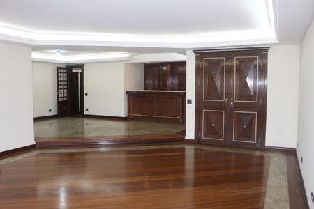 Apartamento à venda com 254m², 3 quartos e 3 vagasSala