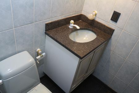 Apartamento à venda com 254m², 3 quartos e 3 vagasBanheiro Social