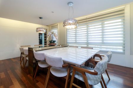 Apartamento à venda com 340m², 4 quartos e 4 vagasSala