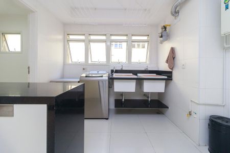 Apartamento à venda com 340m², 4 quartos e 4 vagasÁrea de Serviço