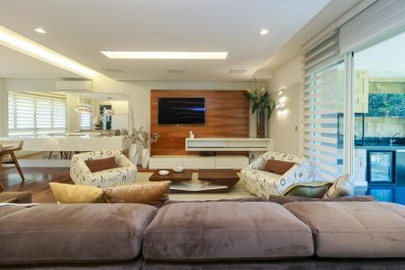 Apartamento à venda com 340m², 4 quartos e 4 vagasSala