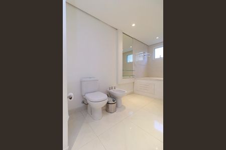 Apartamento à venda com 340m², 4 quartos e 4 vagasSuíte Principal - Banheiro